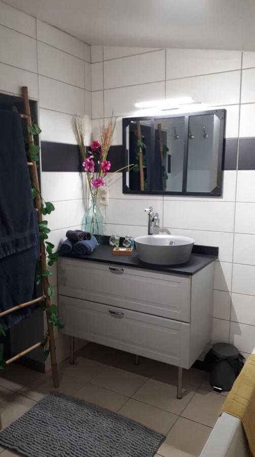 La Chambre D Angeline Foy-Notre-Dame Buitenkant foto