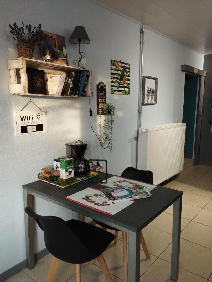 La Chambre D Angeline Foy-Notre-Dame Buitenkant foto